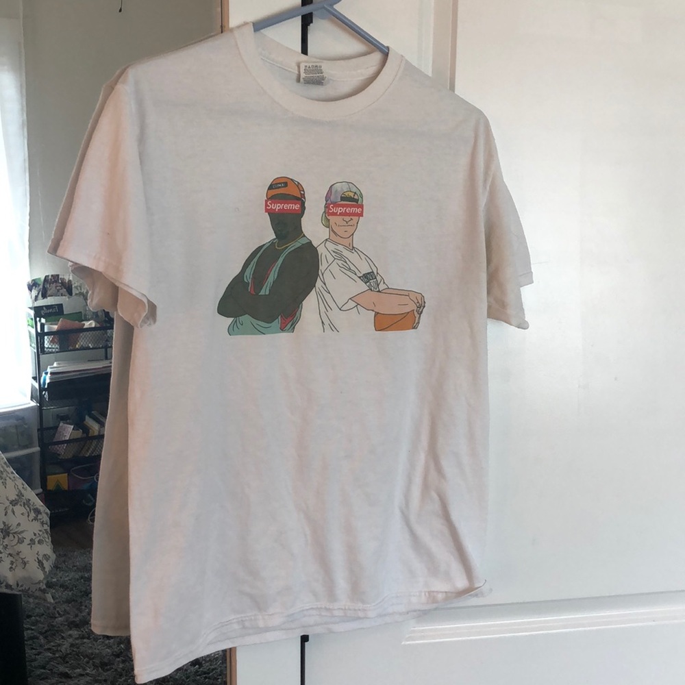 Supreme t-shirt